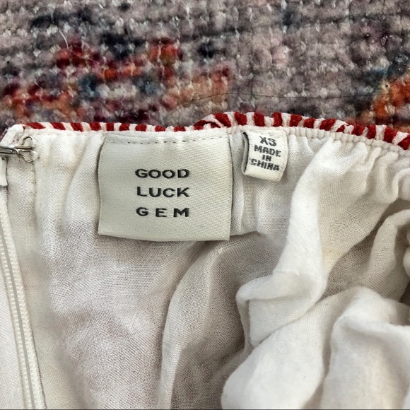 Striped off-the-shoulder top - Picture 2 of 3